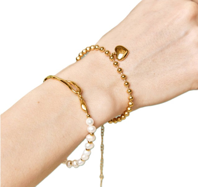 18K GOLD PLATED STAINLESS STEEL &quot;HEART&quot; BRACELET
