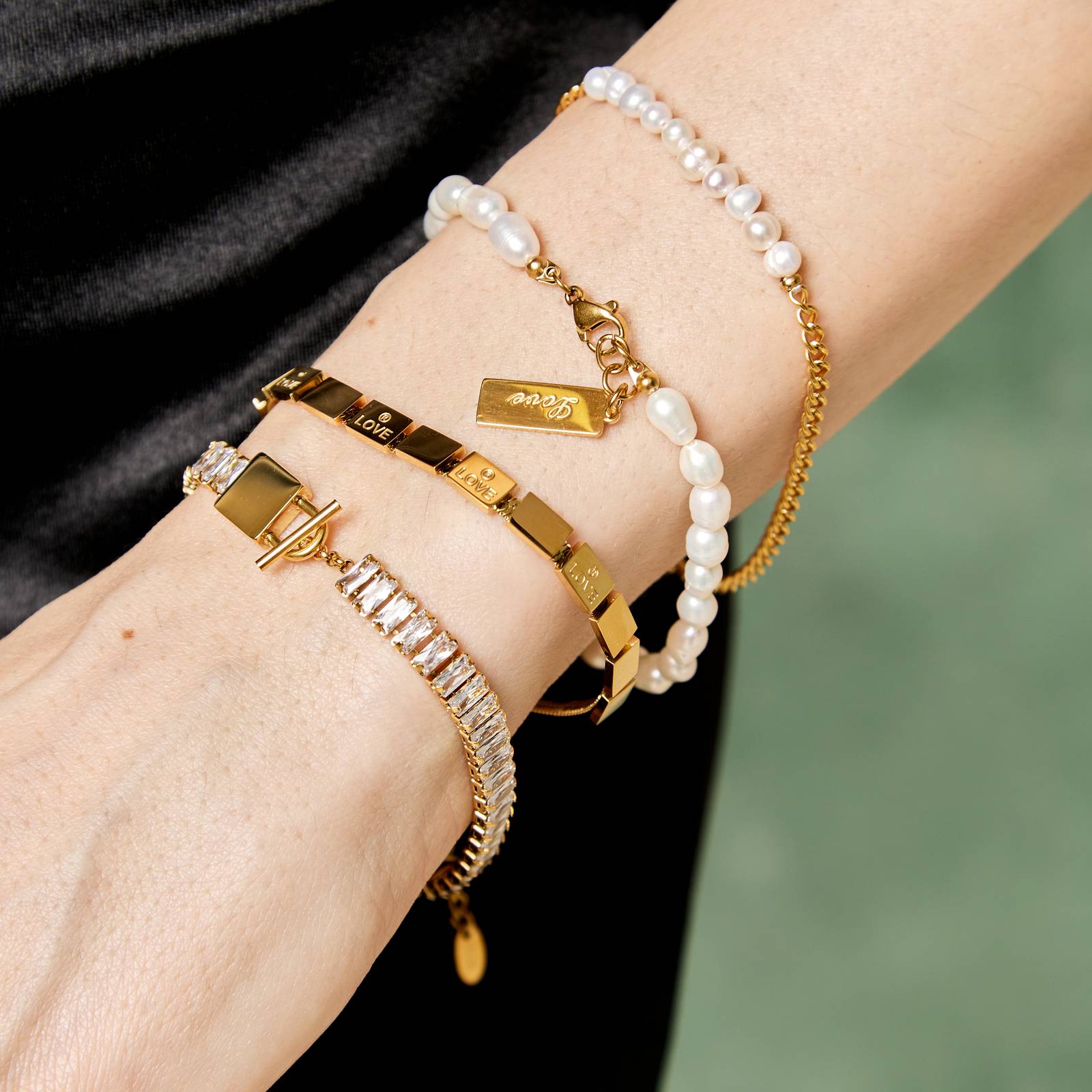 18K GOLD PLATED STAINLESS STEEL BRACELET